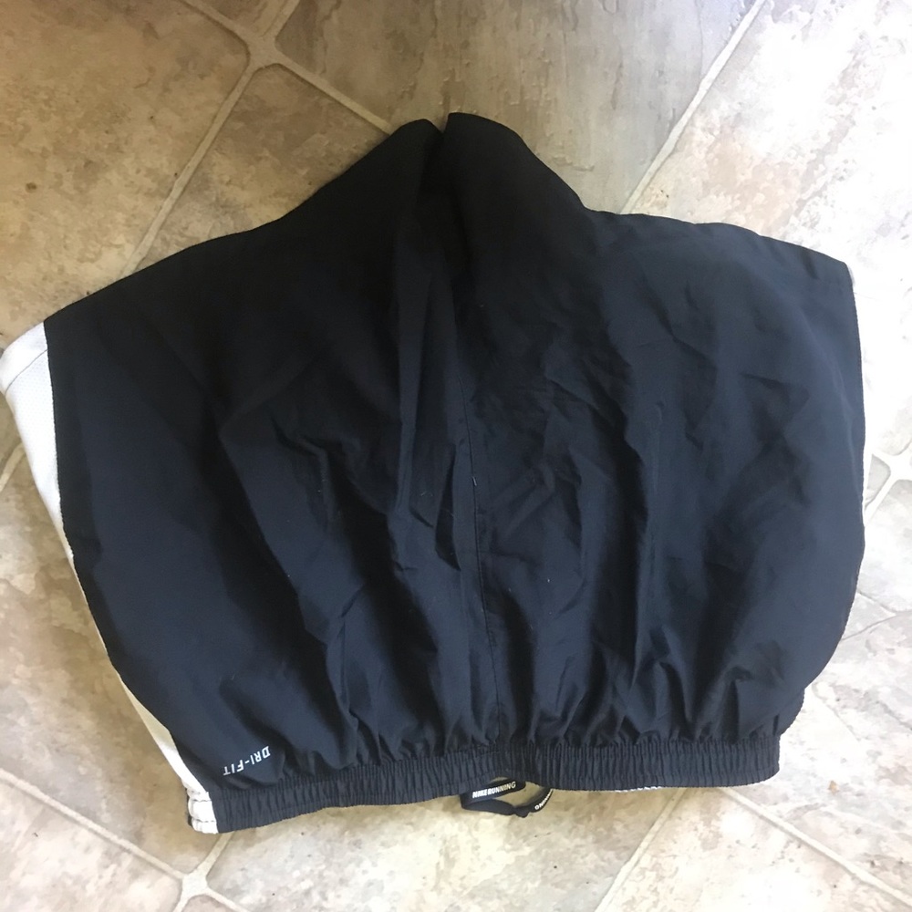 Nike shorts - Picture 4 of 4